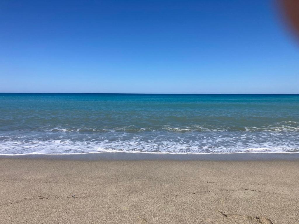 L'Isola Dei Vacanzieri サンタンドレーア・アポストロ・デッロ・イオーニオ エクステリア 写真